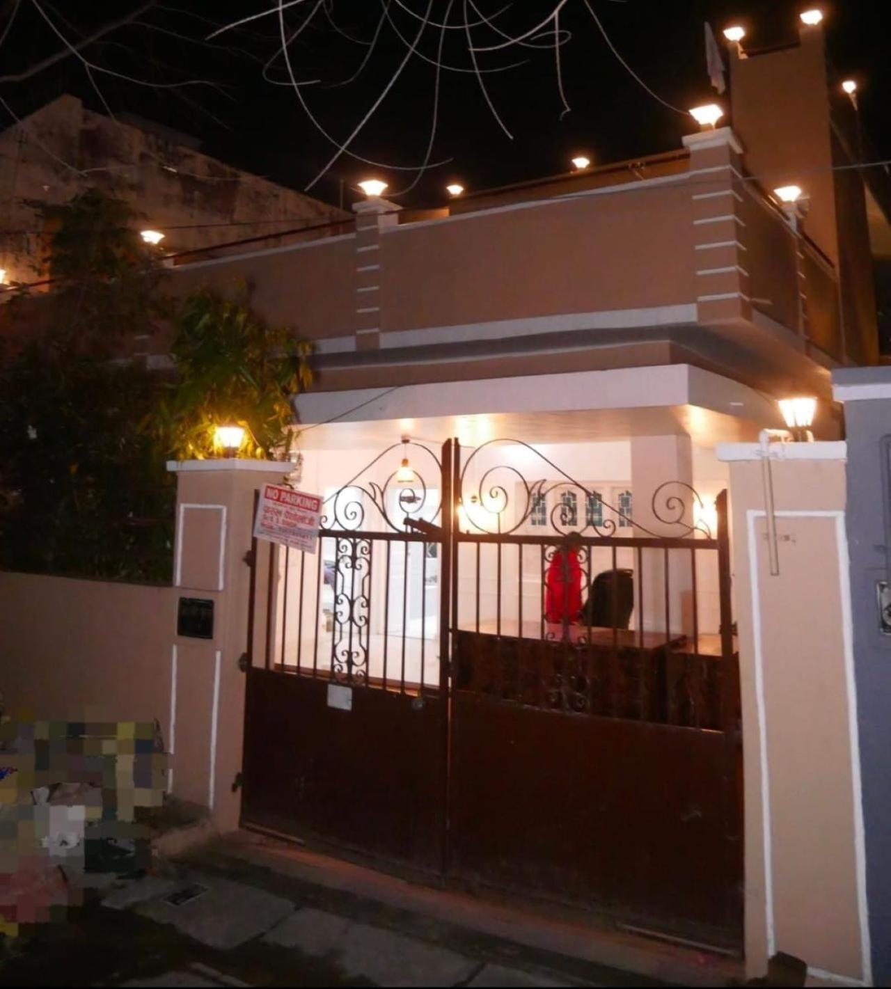Janki Kunj Varanasi- 3 Room Home Kültér fotó